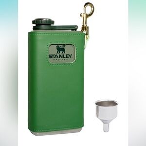 Leather Case Cover for Stanley 8oz Flask –Green+Funnel– NWT (Flask Not Included)